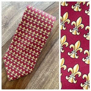Roger L. Paris fleur de lis men’s necktie 100% silk